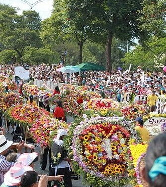 Feria De Las Flores Facts & History – The Festival of the Flowers