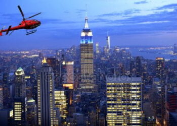 helicopter-tour-unique-things-to-do-nyc -1