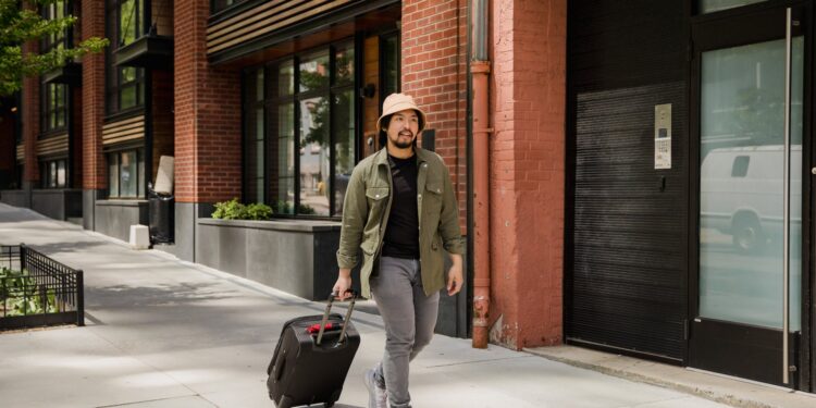 6 Best 2 Wheel Suitcases: Pros, Cons + FAQ