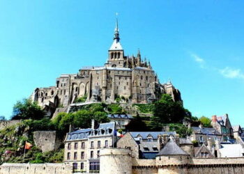 Visiting Mont Saint-Michel: History & Facts