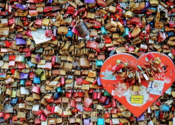 Cologne’s Cathedral, Love Lock Bridge & Koln Triangle (Photos)