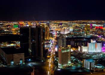 6 Family Things To Do In Las Vegas On & Off The Strip