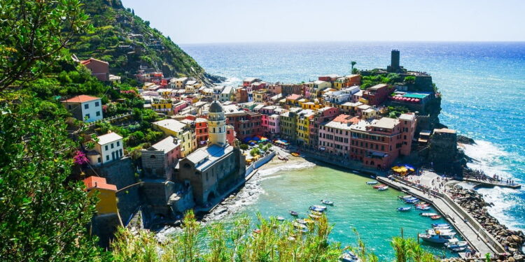 Best Day Trips From Genoa – Portofino, Cinque Terre & Corsica