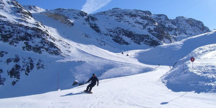 How to Learn Skiing on the Alps in 2 Weeks