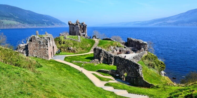 5 UK Tours Worth Trying_2