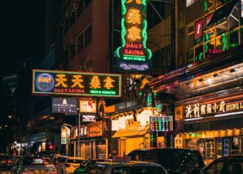 5 Best Shopping Streets in Hong Kong
