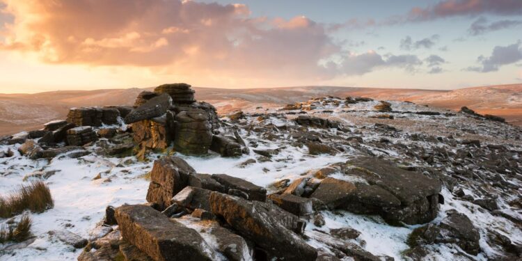 5 Best Winter Walks In The UK: Mountain Walking to Seaside Strolls