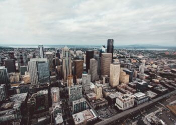 A Hotel Close to the Action