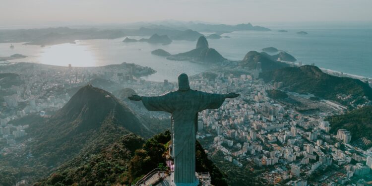 What Are The Tallest Statues Around The World?