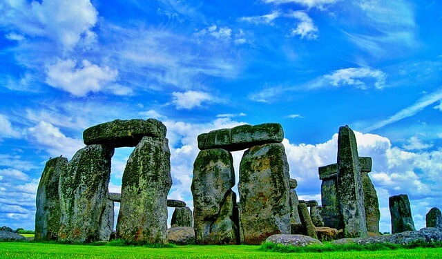 Why Stonehenge is Perfect for a Family Day Out