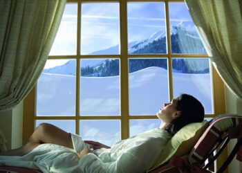 Best Girls’ UK City Break: Spa or Afternoon Tea?