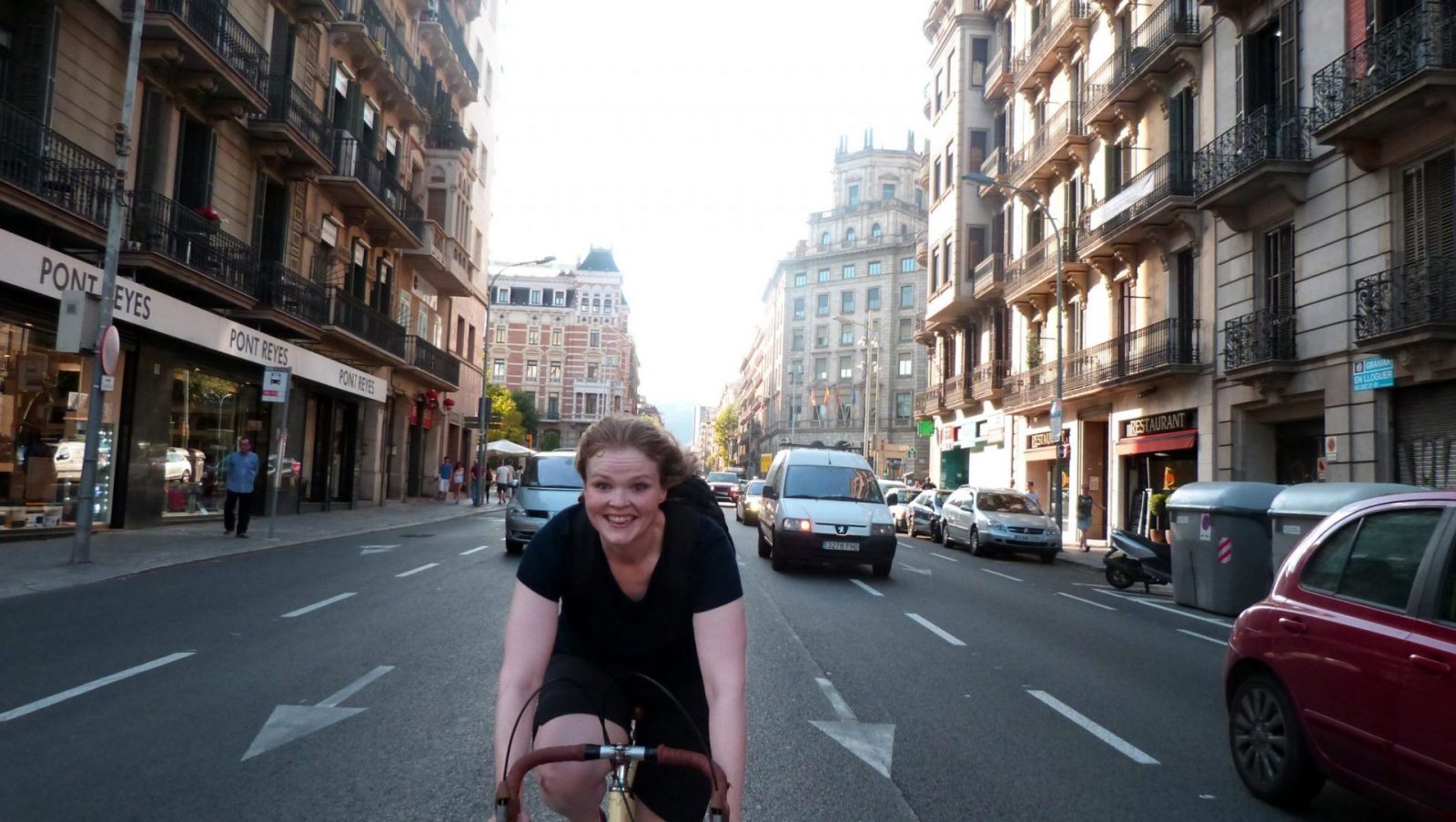 Cycle through Barcelona on a vintage bike!