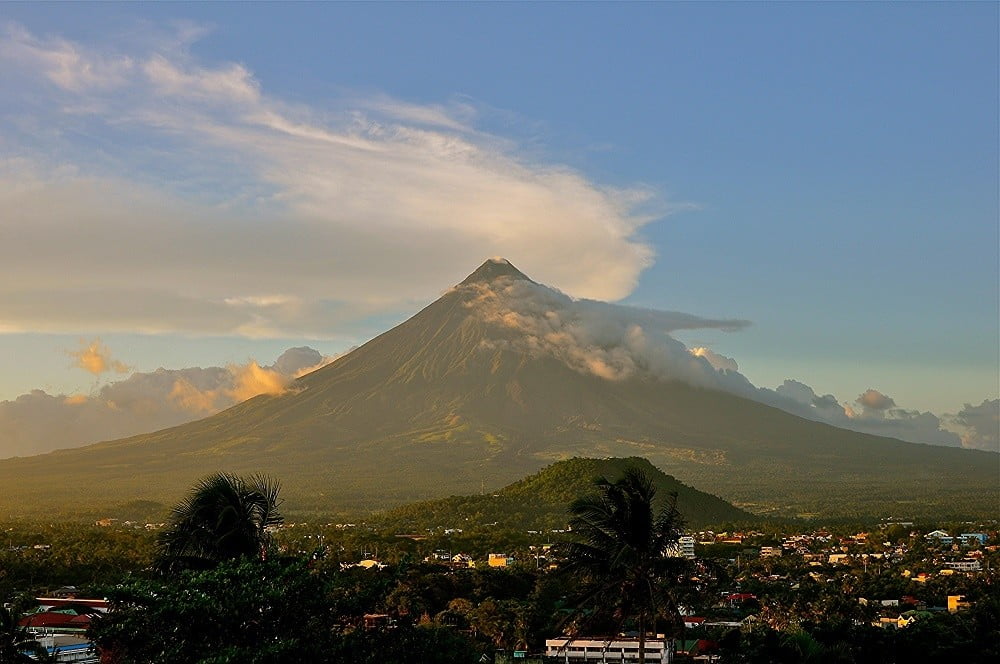 mayon-volcano