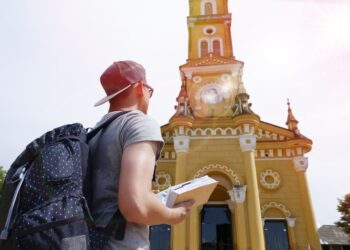 How To Become An Instant Travel Blogger With These Five Awesome Platforms