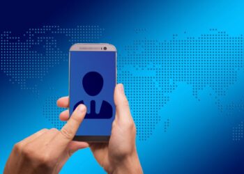 Pay Your Way Around The World In These 5 Ways